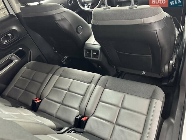 Белый Ситроен C5 Aircross, объемом двигателя 2 л и пробегом 145 тыс. км за 18999 $, фото 57 на Automoto.ua