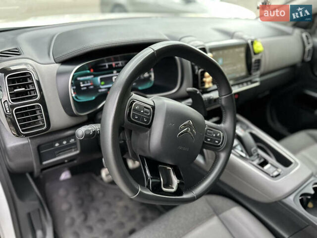 Белый Ситроен C5 Aircross, объемом двигателя 2 л и пробегом 151 тыс. км за 23100 $, фото 24 на Automoto.ua