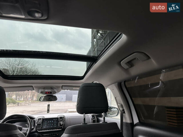 Белый Ситроен C5 Aircross, объемом двигателя 2 л и пробегом 145 тыс. км за 18999 $, фото 66 на Automoto.ua