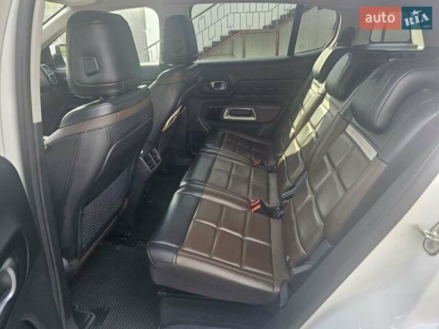 Белый Ситроен C5 Aircross, объемом двигателя 2 л и пробегом 270 тыс. км за 24700 $, фото 8 на Automoto.ua