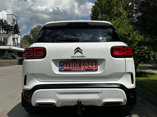 Белый Ситроен C5 Aircross, объемом двигателя 2 л и пробегом 220 тыс. км за 19499 $, фото 27 на Automoto.ua