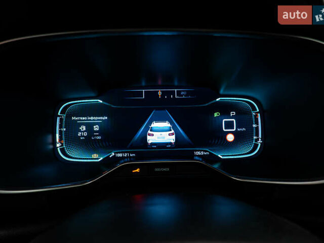 Белый Ситроен C5 Aircross, объемом двигателя 2 л и пробегом 187 тыс. км за 20345 $, фото 12 на Automoto.ua