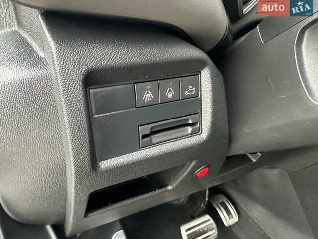 Белый Ситроен C5 Aircross, объемом двигателя 2 л и пробегом 145 тыс. км за 18999 $, фото 94 на Automoto.ua