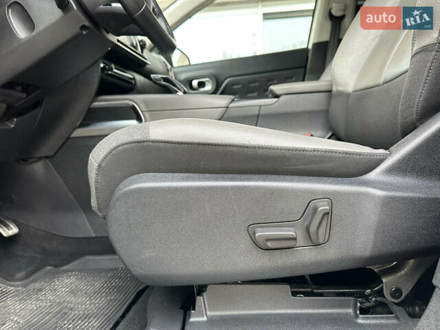 Белый Ситроен C5 Aircross, объемом двигателя 2 л и пробегом 145 тыс. км за 18999 $, фото 53 на Automoto.ua