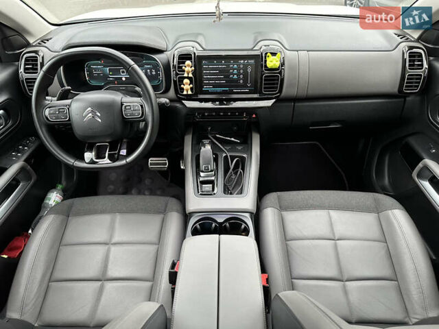 Белый Ситроен C5 Aircross, объемом двигателя 2 л и пробегом 151 тыс. км за 23100 $, фото 42 на Automoto.ua