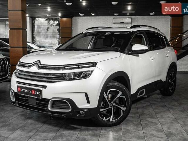 Білий Сітроен C5 Aircross, об'ємом двигуна 2 л та пробігом 107 тис. км за 19999 $, фото 1 на Automoto.ua