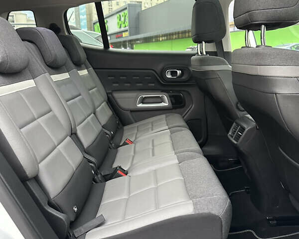 Белый Ситроен C5 Aircross, объемом двигателя 2 л и пробегом 151 тыс. км за 23100 $, фото 51 на Automoto.ua