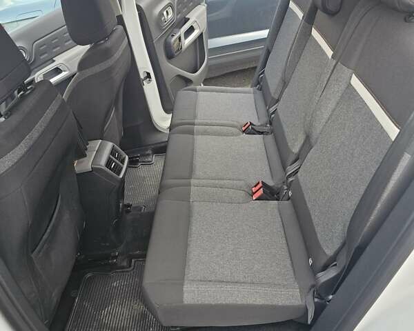 Білий Сітроен C5 Aircross, об'ємом двигуна 2 л та пробігом 50 тис. км за 25500 $, фото 12 на Automoto.ua