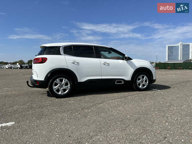 Білий Сітроен C5 Aircross, об'ємом двигуна 1.5 л та пробігом 185 тис. км за 21250 $, фото 4 на Automoto.ua