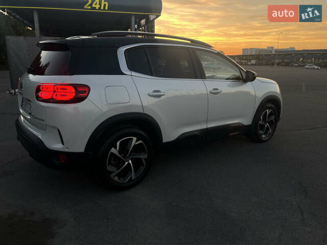 Белый Ситроен C5 Aircross, объемом двигателя 2 л и пробегом 82 тыс. км за 21500 $, фото 5 на Automoto.ua