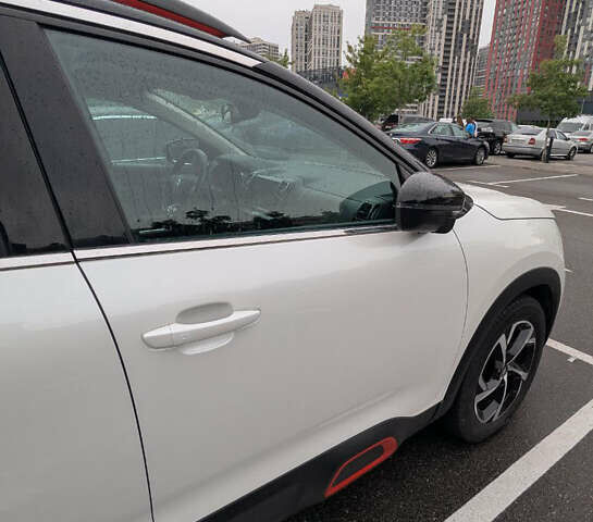 Белый Ситроен C5 Aircross, объемом двигателя 1.5 л и пробегом 75 тыс. км за 20500 $, фото 4 на Automoto.ua