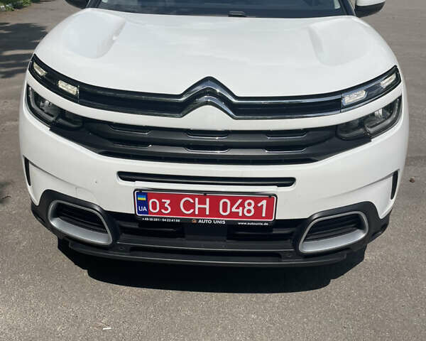Белый Ситроен C5 Aircross, объемом двигателя 1.5 л и пробегом 182 тыс. км за 21550 $, фото 25 на Automoto.ua