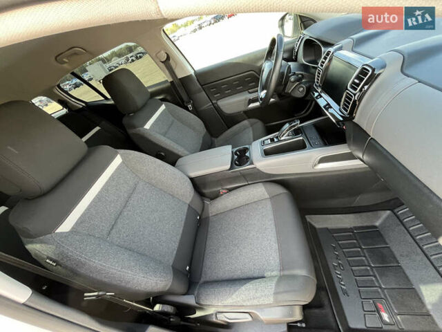 Білий Сітроен C5 Aircross, об'ємом двигуна 1.5 л та пробігом 185 тис. км за 21250 $, фото 26 на Automoto.ua