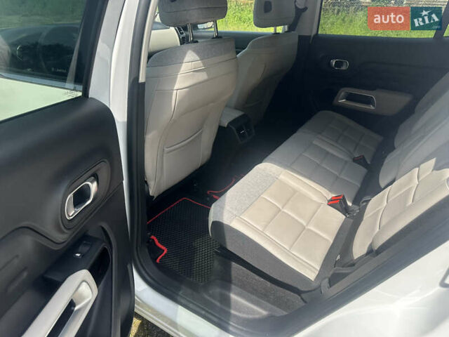Белый Ситроен C5 Aircross, объемом двигателя 1.5 л и пробегом 175 тыс. км за 21850 $, фото 24 на Automoto.ua
