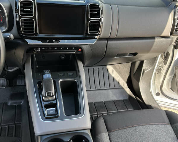 Білий Сітроен C5 Aircross, об'ємом двигуна 1.5 л та пробігом 184 тис. км за 21500 $, фото 24 на Automoto.ua