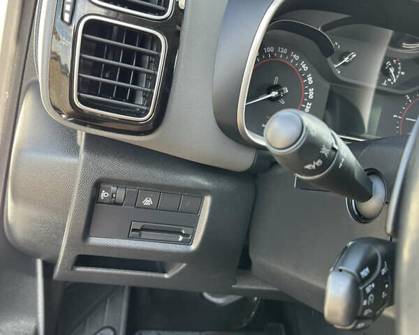 Білий Сітроен C5 Aircross, об'ємом двигуна 1.5 л та пробігом 184 тис. км за 21500 $, фото 26 на Automoto.ua