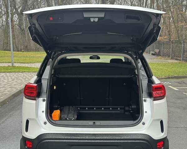 Белый Ситроен C5 Aircross, объемом двигателя 1.5 л и пробегом 195 тыс. км за 20200 $, фото 8 на Automoto.ua