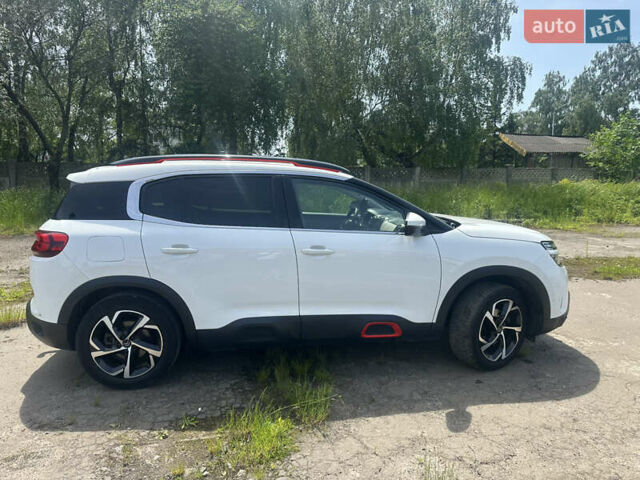 Белый Ситроен C5 Aircross, объемом двигателя 1.5 л и пробегом 175 тыс. км за 21850 $, фото 33 на Automoto.ua