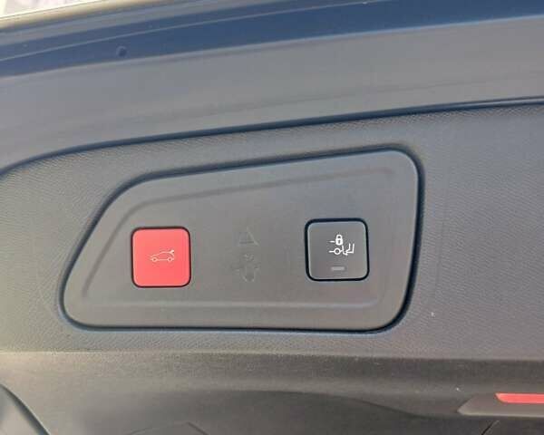 Белый Ситроен C5 Aircross, объемом двигателя 2 л и пробегом 75 тыс. км за 24000 $, фото 11 на Automoto.ua