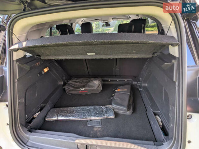Белый Ситроен C5 Aircross, объемом двигателя 1.5 л и пробегом 75 тыс. км за 20500 $, фото 8 на Automoto.ua