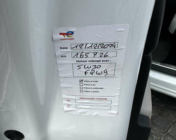 Белый Ситроен C5 Aircross, объемом двигателя 1.5 л и пробегом 175 тыс. км за 21850 $, фото 40 на Automoto.ua