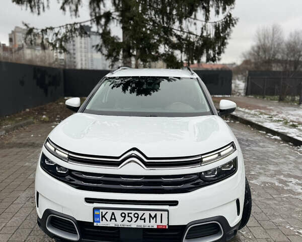 Белый Ситроен C5 Aircross, объемом двигателя 1.5 л и пробегом 102 тыс. км за 20800 $, фото 1 на Automoto.ua