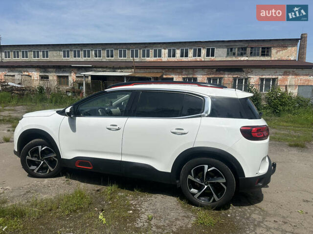 Белый Ситроен C5 Aircross, объемом двигателя 1.5 л и пробегом 175 тыс. км за 21850 $, фото 38 на Automoto.ua