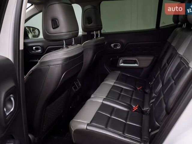 Белый Ситроен C5 Aircross, объемом двигателя 2 л и пробегом 83 тыс. км за 27497 $, фото 11 на Automoto.ua