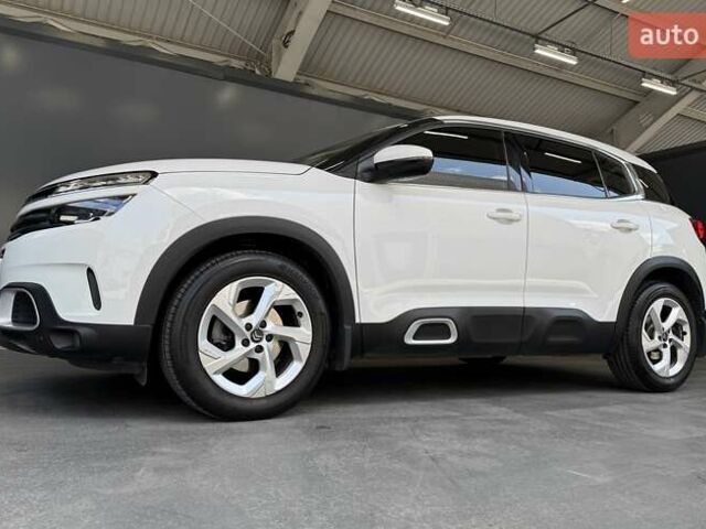 Белый Ситроен C5 Aircross, объемом двигателя 1.6 л и пробегом 86 тыс. км за 19800 $, фото 10 на Automoto.ua