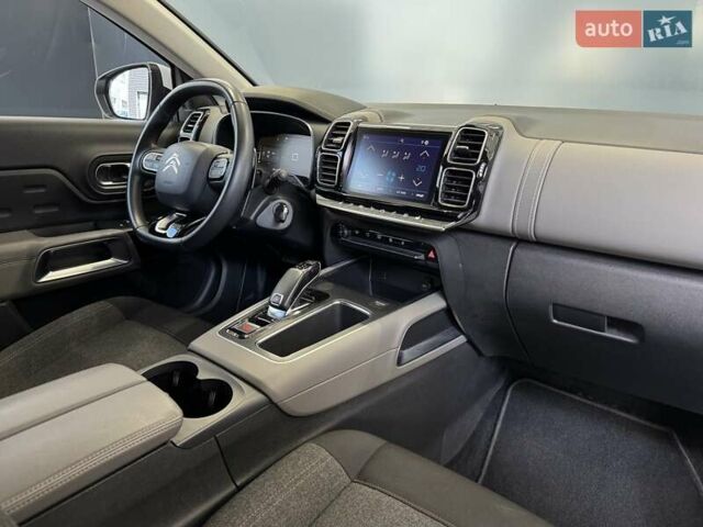 Белый Ситроен C5 Aircross, объемом двигателя 1.6 л и пробегом 86 тыс. км за 19800 $, фото 44 на Automoto.ua