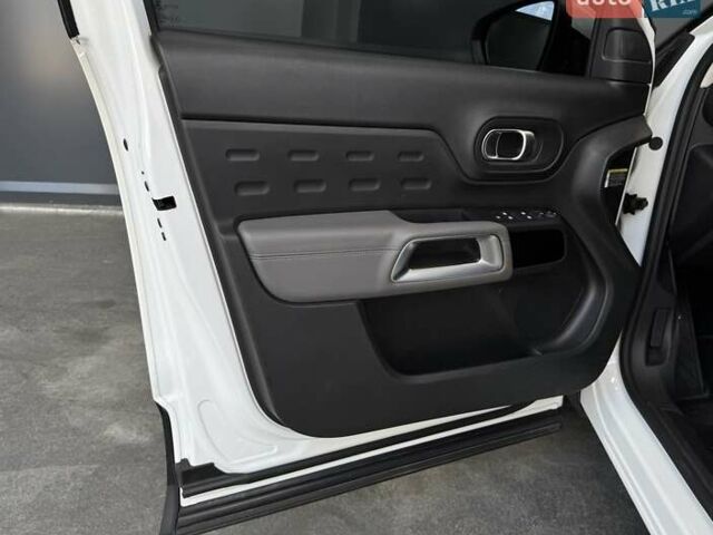 Белый Ситроен C5 Aircross, объемом двигателя 1.6 л и пробегом 86 тыс. км за 19800 $, фото 48 на Automoto.ua