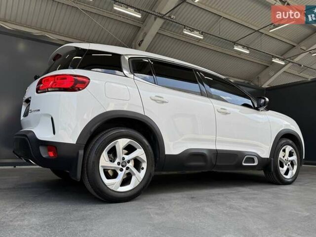 Белый Ситроен C5 Aircross, объемом двигателя 1.6 л и пробегом 86 тыс. км за 19800 $, фото 26 на Automoto.ua
