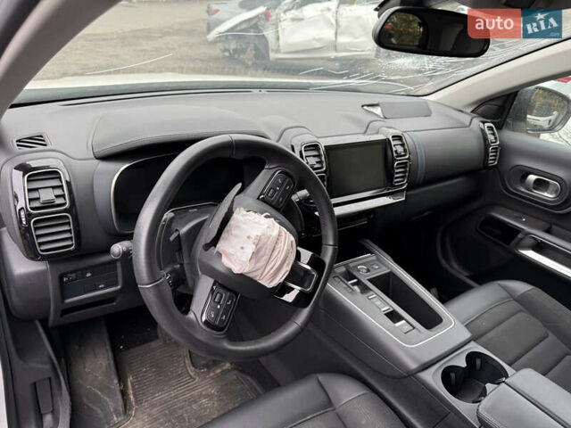 Білий Сітроен C5 Aircross, об'ємом двигуна 2 л та пробігом 35 тис. км за 15900 $, фото 10 на Automoto.ua
