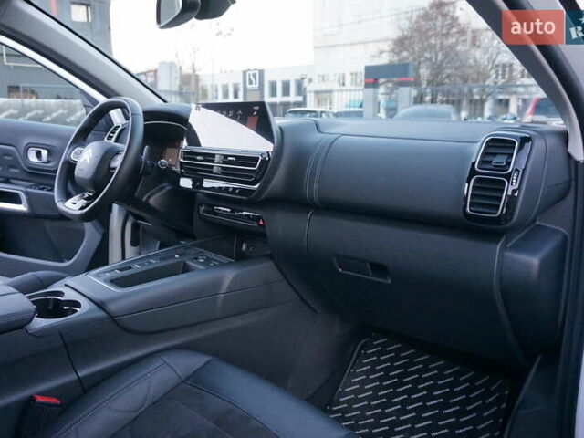Белый Ситроен C5 Aircross, объемом двигателя 2 л и пробегом 32 тыс. км за 27000 $, фото 34 на Automoto.ua