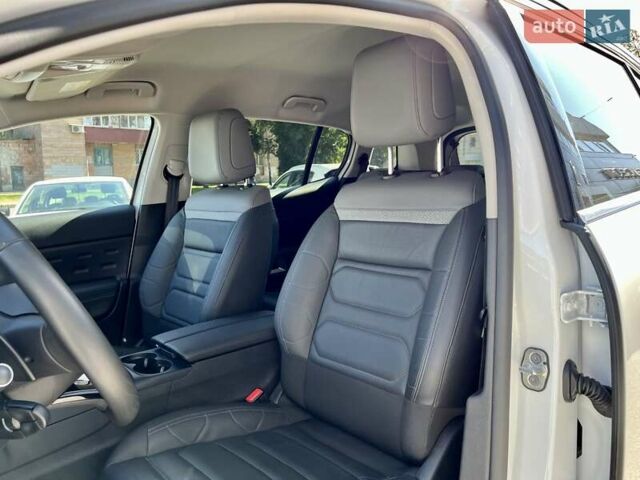 Белый Ситроен C5 Aircross, объемом двигателя 2 л и пробегом 16 тыс. км за 30500 $, фото 26 на Automoto.ua