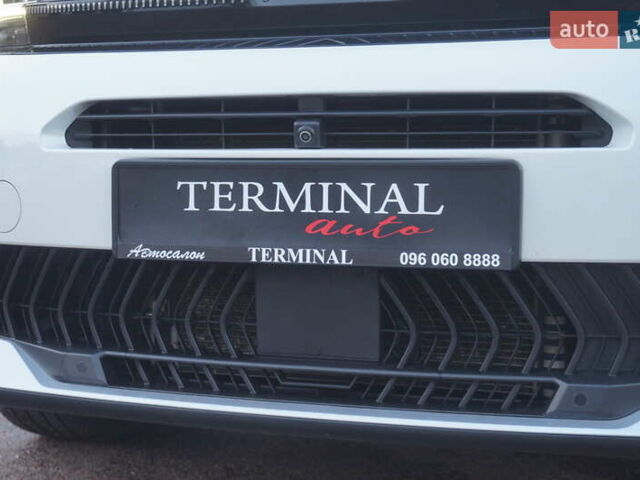 Белый Ситроен C5 Aircross, объемом двигателя 2 л и пробегом 32 тыс. км за 27000 $, фото 12 на Automoto.ua