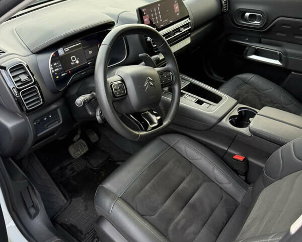 Білий Сітроен C5 Aircross, об'ємом двигуна 2 л та пробігом 48 тис. км за 28900 $, фото 8 на Automoto.ua