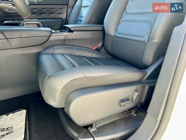 Білий Сітроен C5 Aircross, об'ємом двигуна 2 л та пробігом 16 тис. км за 32000 $, фото 28 на Automoto.ua