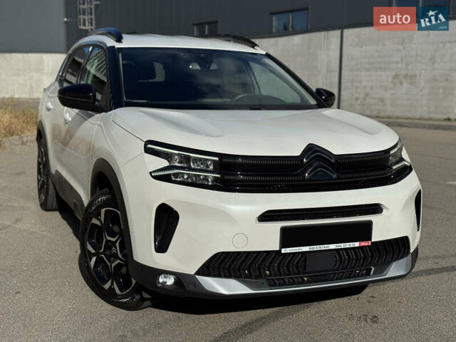 Белый Ситроен C5 Aircross, объемом двигателя 2 л и пробегом 27 тыс. км за 31800 $, фото 2 на Automoto.ua