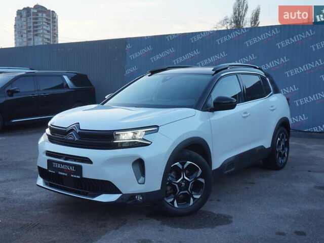 Белый Ситроен C5 Aircross, объемом двигателя 2 л и пробегом 32 тыс. км за 27000 $, фото 60 на Automoto.ua