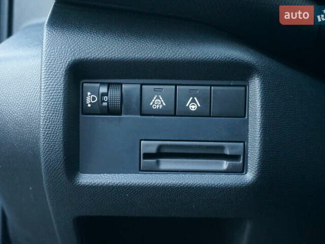 Белый Ситроен C5 Aircross, объемом двигателя 2 л и пробегом 32 тыс. км за 27000 $, фото 46 на Automoto.ua