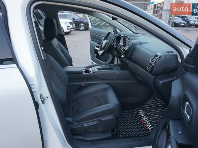 Белый Ситроен C5 Aircross, объемом двигателя 2 л и пробегом 32 тыс. км за 27000 $, фото 31 на Automoto.ua