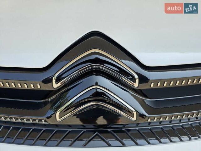 Белый Ситроен C5 Aircross, объемом двигателя 2 л и пробегом 6 тыс. км за 33500 $, фото 43 на Automoto.ua