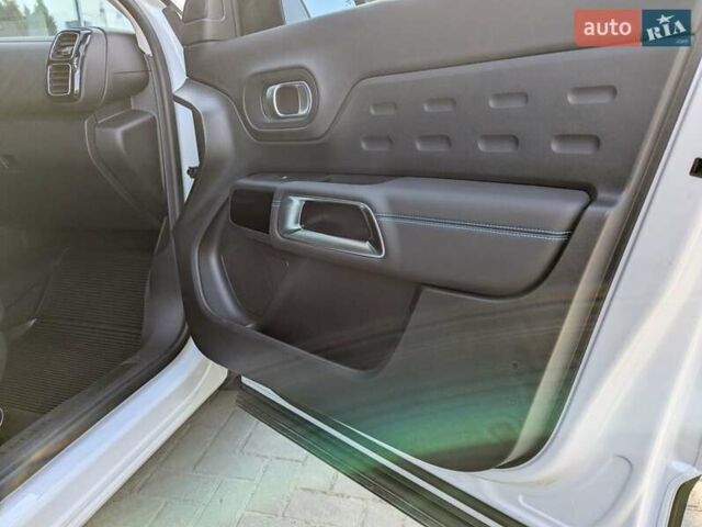 Белый Ситроен C5 Aircross, объемом двигателя 2 л и пробегом 17 тыс. км за 34800 $, фото 60 на Automoto.ua
