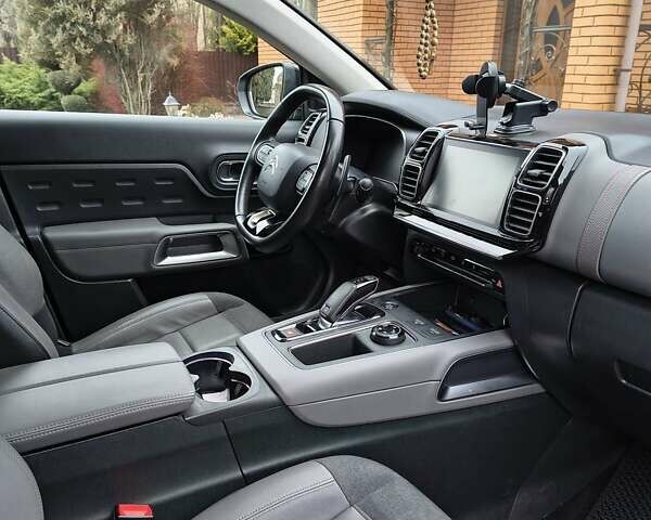 Черный Ситроен C5 Aircross, объемом двигателя 2 л и пробегом 130 тыс. км за 21800 $, фото 11 на Automoto.ua