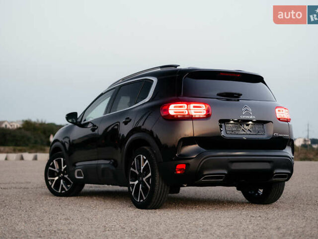 Черный Ситроен C5 Aircross, объемом двигателя 1.5 л и пробегом 155 тыс. км за 19900 $, фото 28 на Automoto.ua