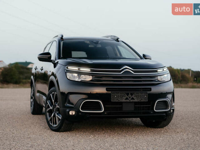 Черный Ситроен C5 Aircross, объемом двигателя 1.5 л и пробегом 155 тыс. км за 19900 $, фото 15 на Automoto.ua