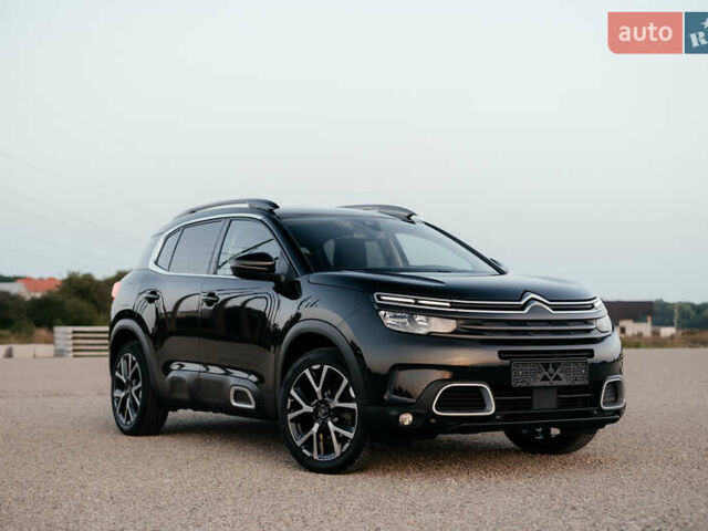 Черный Ситроен C5 Aircross, объемом двигателя 1.5 л и пробегом 155 тыс. км за 19900 $, фото 14 на Automoto.ua