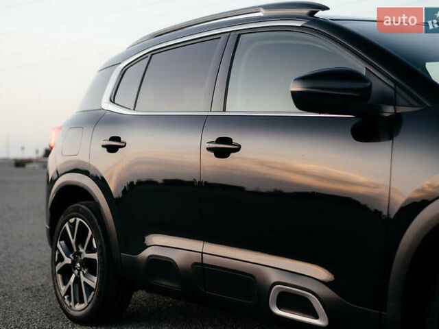Черный Ситроен C5 Aircross, объемом двигателя 1.5 л и пробегом 155 тыс. км за 19900 $, фото 25 на Automoto.ua