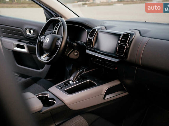 Черный Ситроен C5 Aircross, объемом двигателя 1.5 л и пробегом 155 тыс. км за 19900 $, фото 40 на Automoto.ua